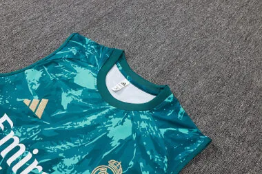 26-27 Real Madrid tracksuit album image 3