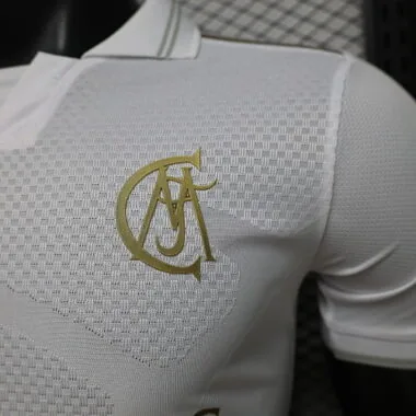 Imagen 7 del álbum Camisetas de fútbol del Real Madrid, versión especial de jugador, 26-27