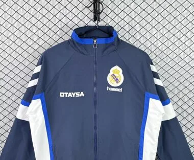 Immagine 3 dell’album 91-92 Real Madrid Retro Windbreaker Jackets