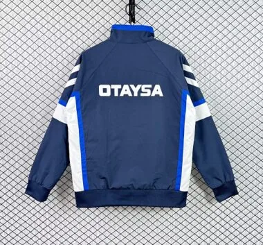 Immagine 5 dell’album 91-92 Real Madrid Retro Windbreaker Jackets