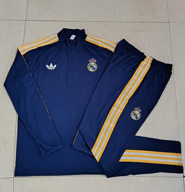 Imagen 2 del álbum Chándal del Real Madrid Kids 26-27