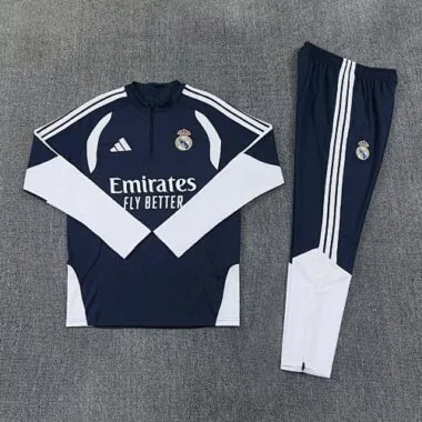 Imagen 2 del álbum 26-27 Real Madrid Training Soccer Suit