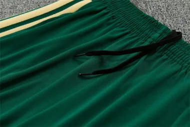 Imagem 6 do álbum 26-27 Real Madrid Long Sleeve tracksuit