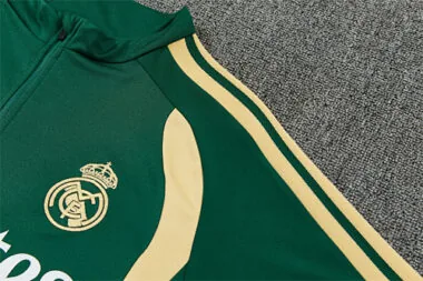 Imagem 11 do álbum 26-27 Real Madrid Long Sleeve tracksuit