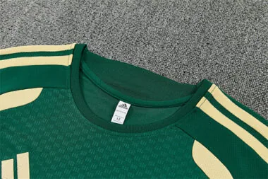 26-27 Real Madrid Training Soccer Suit album image 10