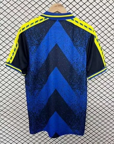 Imagem 2 do álbum 26-27 Cadiz Soccer Jerseys