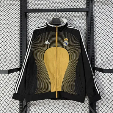 Chaquetas cortavientos del Real Madrid 26-27