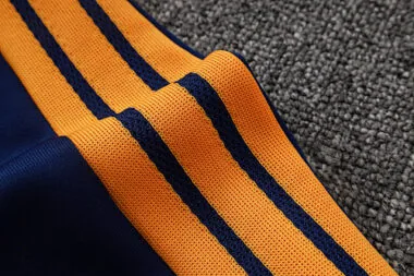 Imagem 6 do álbum 26-27 Real Madrid Jackets