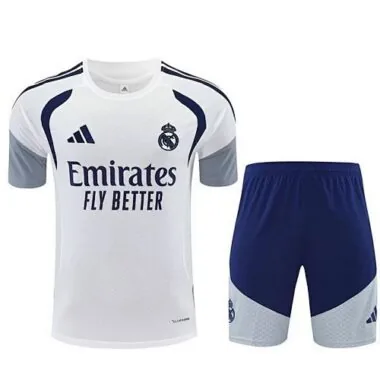 Image 3 de l’album Tenue d’entraînement de football du Real Madrid 26-27