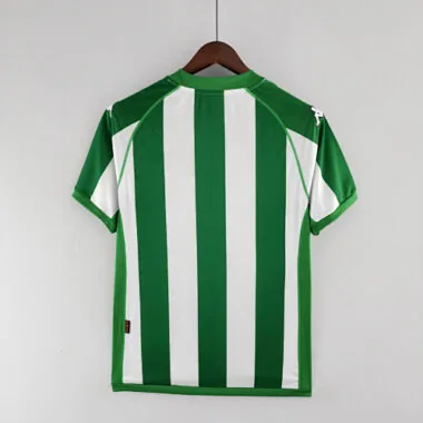 Imagen 2 del álbum Camisetas de fútbol retro del Real Betis (temporada 2001/02)