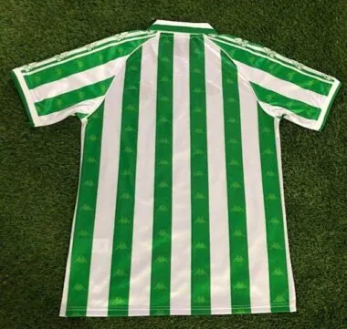 Imagen 2 del álbum Camisetas de fútbol retro del Real Betis (temporada 1995/97)