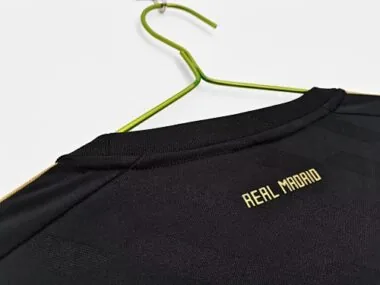 Image 2 de l’album 2011/12 Real Madrid Away Retro Long Sleeve Soccer Jerseys