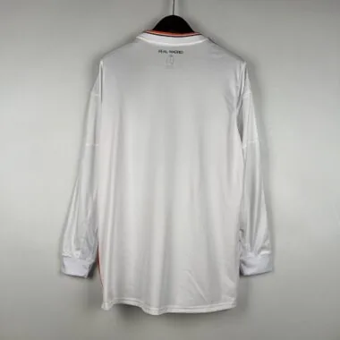 Immagine 2 dell’album 2013/14 Real Madrid Home Retro Long Sleeve Soccer Jerseys