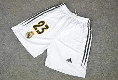 Immagine 3 dell’album 2004/05 Real Madrid Home Retro Long Sleeve Soccer Jerseys