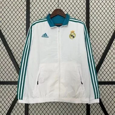 Imagem 2 do álbum 2017/18 Real Madrid Retro Both Windbreaker Jackets