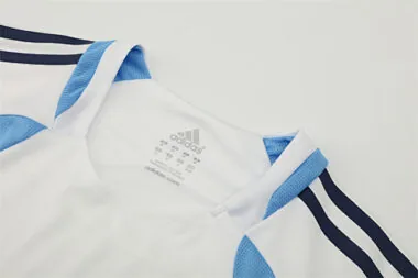 Imagem 10 do álbum 05-06 Real Madrid Retro Soccer Jerseys