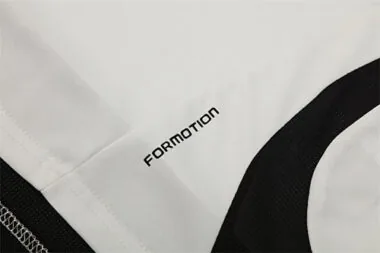 Immagine 5 dell’album 06-07 Real Madrid Retro Soccer Jerseys