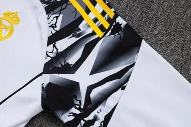 Imagen 6 del álbum 26-27 Real Madrid Long Sleeve tracksuit