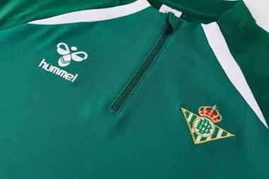 Image 6 de l’album 26-27 Real Betis Long Sleeve tracksuit