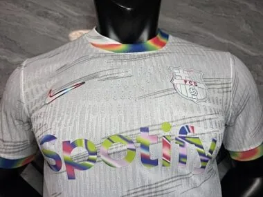 Imagen 4 del álbum 25-26 Barc Special Player Version Soccer Jerseys