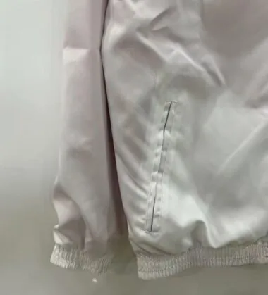 Imagem 8 do álbum 25-26 Sevilla Windbreaker Jackets