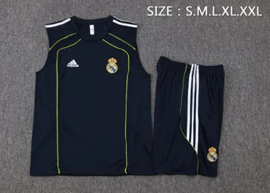 Image 18 de l’album Maillot d’entraînement de football du Real Madrid 25-26