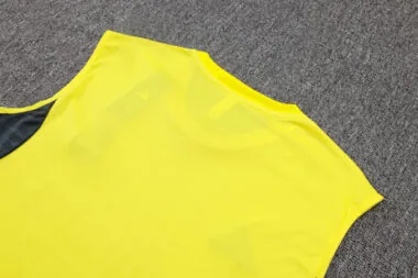 25-26 Real Madrid Training Soccer Vest album image 13