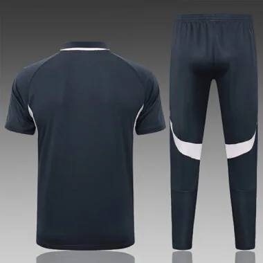 Imagem 4 do álbum 25-26 Real Madrid Polo Training Soccer Suit
