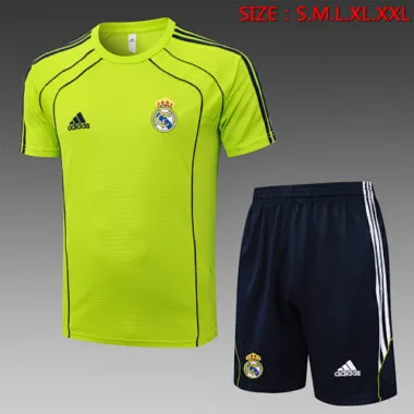 Equipación de entrenamiento de fútbol del Real Madrid 25-26