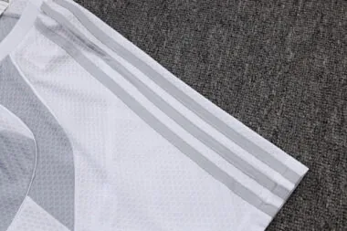 25-26 Real Madrid Training Soccer Suit album image 10