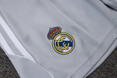 25-26 Real Madrid Training Soccer Suit album image 14