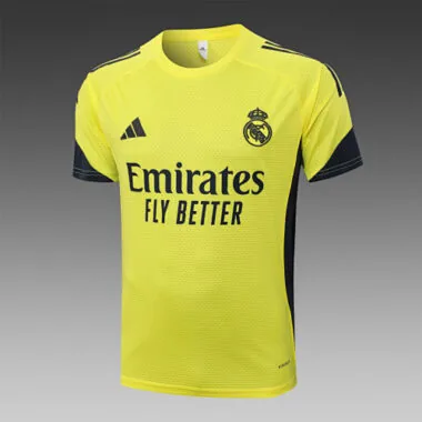 Image 13 de l’album Tenue d’entraînement de football du Real Madrid 25-26
