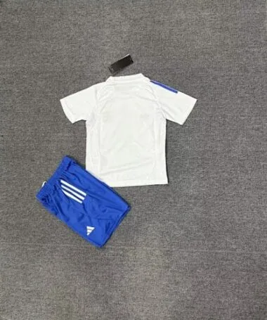 Imagen 2 del álbum 25-26 Real Madrid Kids Training Soccer Suit