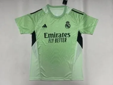 Camisetas de fútbol del Real Madrid con el número 25-26 para el portero