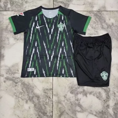 Camisetas de fútbol infantiles del Elche para los partidos fuera de casa del 25 y 26