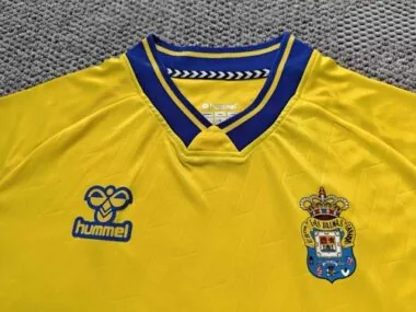 Imagem 2 do álbum 25-26 Las Palmas Home Soccer Jerseys