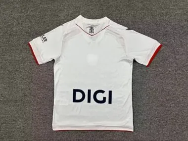 Imagem 2 do álbum 25-26 Osasuna Third Soccer Jerseys