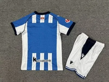 25–26 Real Sociedad Heimtrikots für Kinder Albumbild 2