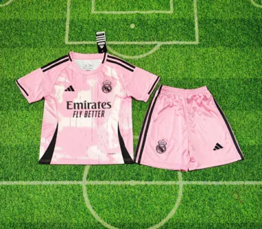 Camisetas de fútbol infantiles especiales del Real Madrid 25-26