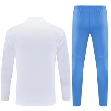Image 5 de l’album Tenue d’entraînement de football du Real Madrid 25-26