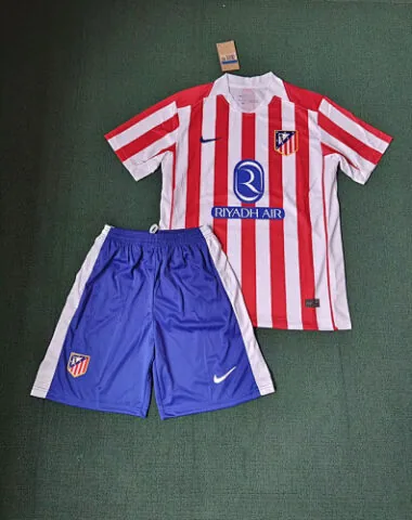 Camisetas de fútbol del Atlético de Madrid para casa, números 25 y 26