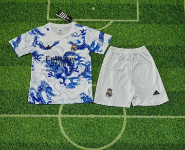 Camisetas de fútbol infantiles especiales del Real Madrid 25-26