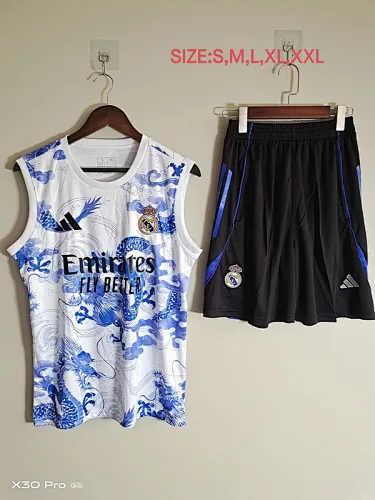 Camiseta de entrenamiento de fútbol del Real Madrid 25-26