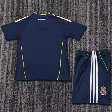Image 4 de l’album 10-11 Real Madrid Away Kids Soccer Jerseys