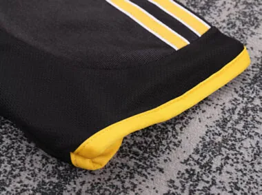 Imagen 5 del álbum Real Madrid Away Kids Soccer Jerseys