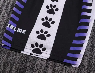 Immagine 4 dell’album Maglie da calcio per bambini Real Madrid terza divisa stagione 97-98