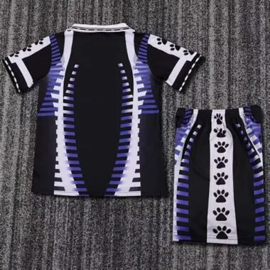 Immagine 6 dell’album Maglie da calcio per bambini Real Madrid terza divisa stagione 97-98