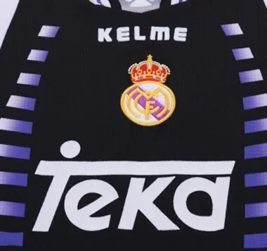 Immagine 8 dell’album Maglie da calcio per bambini Real Madrid terza divisa stagione 97-98