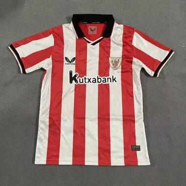 Camisetas de fútbol del Athletic de Bilbao para los partidos en casa, números 25 y 26