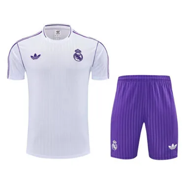 Equipación de entrenamiento de fútbol del Real Madrid 25-26